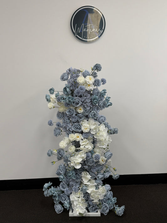 1AME2 - floral stand